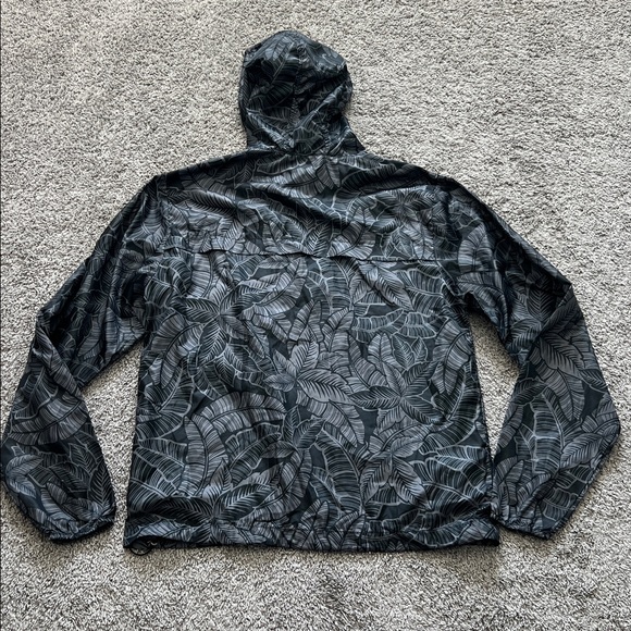 Resolution Women’s Gray Leaf Pattern Hooded Waterproof Windbreaker Jacket Size M - Picture 2 of 9